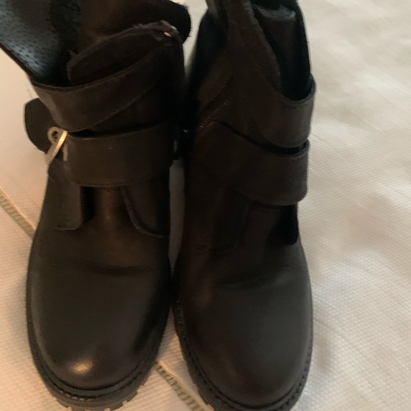 Winter ankle boots - Picture 3 of 3